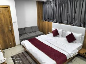 Hotel secure 247 inn