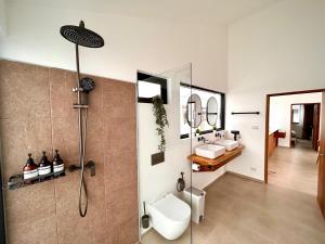 The Cosy Sunset Beach Resort