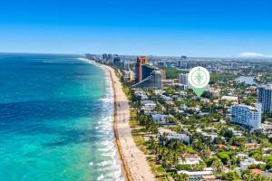 Steps from Beach Heated Pool Sunrise Key RESlDENCES