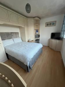 The Bungalow by SJP - Double Room