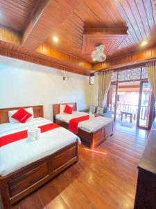 Villa Xiengthong Garden View