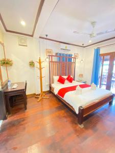 Villa Xiengthong Garden View