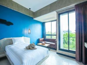 Loft Mania Boutique Hotel