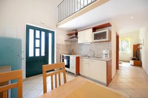 Apartments Blanka - Garden Oasis with Jacuzzi