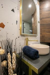 Duchesse flat PARIS center lovely place B2