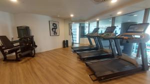 Luxury Riverfront Apartment level 38 Queens Wharf Tower