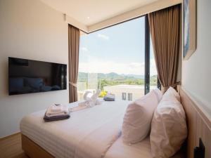 Elegant Aileen 3 Bedroom Pool Villa Naithon