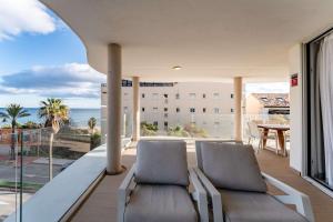THE WAVE Apartamento de lujo con vistas al mar y parking privado