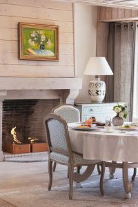 Santa Marina Arachova Resort & Spa