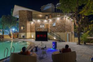 SaffronStays Grand Pavilion