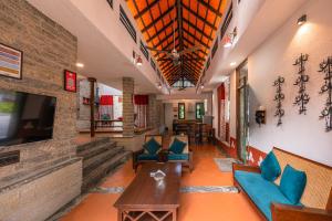 Luxury Private Pool Villa with Jacuzzi Bangalore - Kerala House