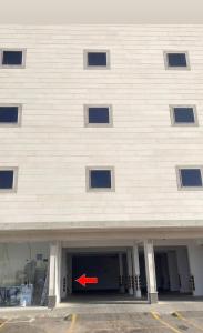 شقة بغرفة معيشة وغرفة نوم