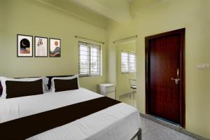 Hotel O by OYO Star Light Guest House