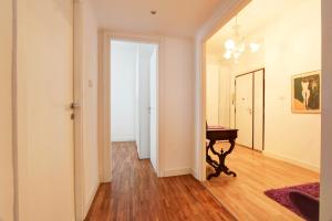 Roma Centro - Tra Pantheon & Trastevere