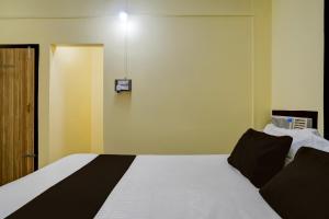 Hotel O by OYO Executive Homestay