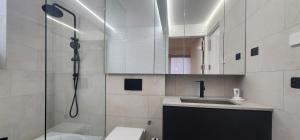 Sleek & Modern Oasis in the Heart of Prahran