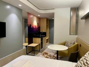 Kozi - Wilson Airport