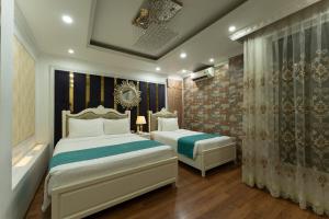 Hanoi Silk Classy Hotel & Travel