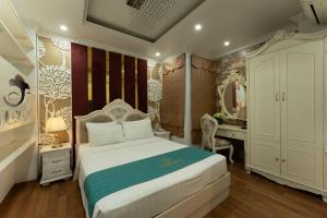 Hanoi Silk Classy Hotel & Travel