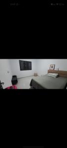 Casa perto da praia, próximo de mercados e farmácias