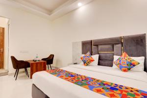 FabHotel Paradise Palace