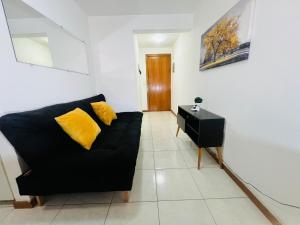 Kit net rústica na 214 com ar condicionado