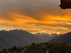 Alpenglow Maison Lugon