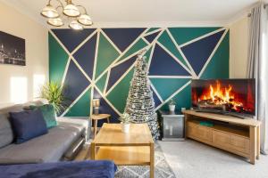 4-Bed Team House - City Access - 2x Parking - Wifi