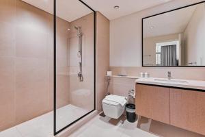 Premium 2BR Residence in Downtown Dubai