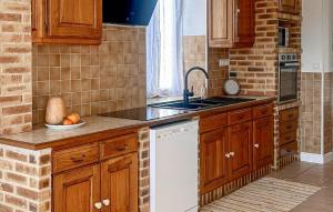 Lovely Home In Nanteuil-En-Vallée With Wifi