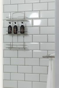 Studio with uninterrupted Mountain Views