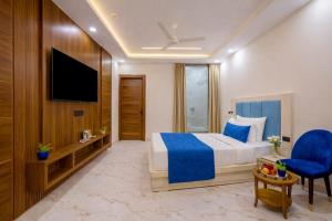 Hotel Urban Crown Near Delhi Airport