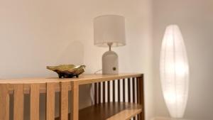 Bright Holiday House with Stunning Water Views