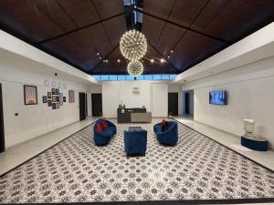 Hotel Kingdom Suites Near Elements Mall, Manyata Tech