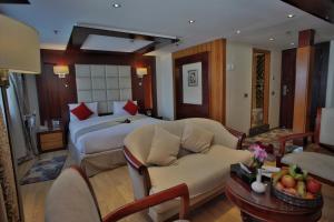 live Nile in style Nile cruise in Luxor and Aswan