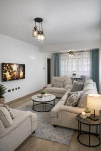 Azania Tranquil homes -opposite Movenpick hotel, walking distance to sankara hotel