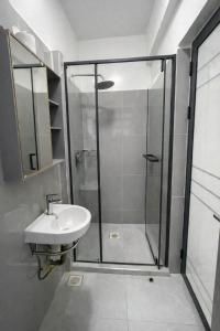 Azania Tranquil homes -opposite Movenpick hotel, walking distance to sankara hotel