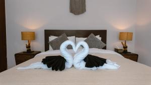 3-BR Private Villa with Pool - Central Seminyak