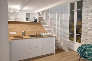 -Deluxe Studio Top1, Charmant & Rénové, Hyper Centre- NICE CENTRE