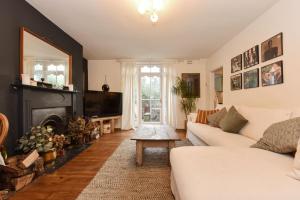 One Bedroom modern Flat in Grosvenor Avenue London