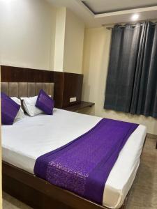 Spark Inn -Main Bazar New Delhi