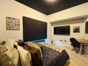 Brand New Apartment Just 300m - Tube Station