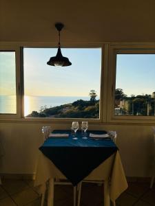 BOUTIQUE RESORT VILLA FRANCA - Hotel for couples with beach service included