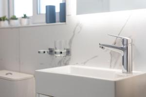 Spacious Modern 3-Bedroom Apartment in Sliema, 2-Min Walk to Seafront & Ferry