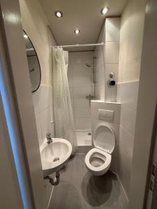 Offenbach Work and Sleep