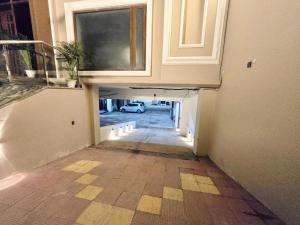 RISING HOTEL R-BANARASIA INN - Free Wi-Fi And LIFT Facilities With Spacious Parking And Restrurant - Near The Holy Kashi Vishwanath Temple BEST HOTEL