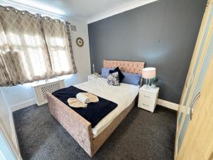 Marble Arch Beautiful Family Three Bedroom Apartment