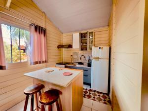 Casa para até 4 pessoas á 5 minutos da praia entre o Campeche e a Joaquina