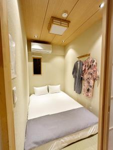 步行1分钟到黑门市场 150平四层日式別墅顶楼温泉池与天台花园