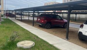 COMODO DEPTO FAMILIAR 3D 1B PARKING Piscina